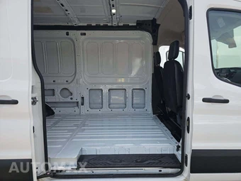 2025 Ford Transit 250 Cargo Van Medium Roof 148.0" WB - miniatura 15