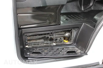 2025 Ford Transit 350 Cargo Van High Roof 148.0" WB - miniatura 29