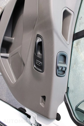 2025 Ford Transit 350 Cargo Van High Roof 148.0" WB - miniatura 31