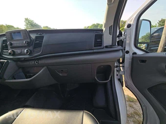 2025 Ford Transit 350 HD Cargo Van 9950 GVWR DRW High Roof 148.0" WB - miniatura 15