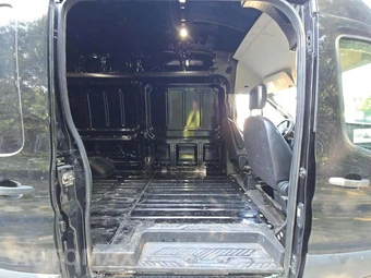 2025 Ford Transit 350 HD Cargo Van 9950 GVWR DRW High Roof 148.0" WB - miniatura 12