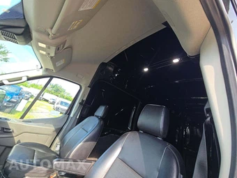 2025 Ford Transit 350 HD Cargo Van 9950 GVWR DRW High Roof 148.0" WB - miniatura 8