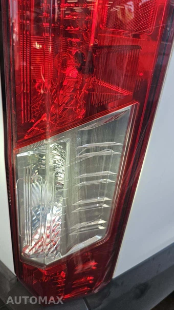 2025 Ford Transit Passenger Van XL Medium Roof 148.0" WB - miniatura 33