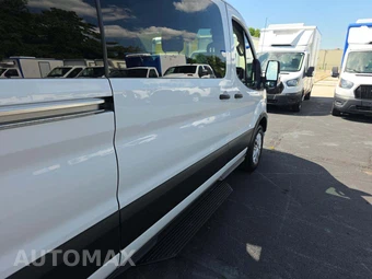2025 Ford Transit Passenger Van XLT Low Roof 148.0" WB - miniatura 22