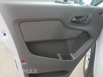 2025 Ford Transit Passenger Van XLT Low Roof 148.0" WB - miniatura 9