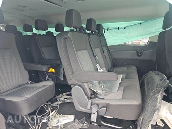 2025 Ford Transit Passenger Van XLT Low Roof 148.0" WB - miniatura 13