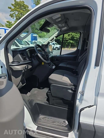 2025 Ford Transit Passenger Van XLT Low Roof 148.0" WB - miniatura 6