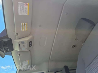 2025 Ford Transit Passenger Van XLT Low Roof 148.0" WB - miniatura 11