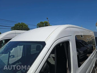2025 Ford Transit Passenger Van XLT Medium Roof 148.0" WB - miniatura 12