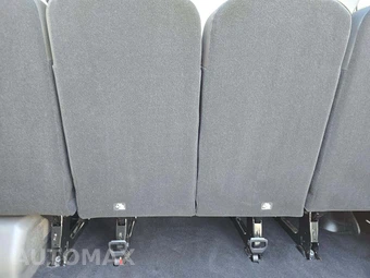 2025 Ford Transit Passenger Van XLT Medium Roof 148.0" WB - miniatura 15