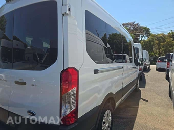 2025 Ford Transit Passenger Van XLT Medium Roof 148.0" WB - miniatura 3