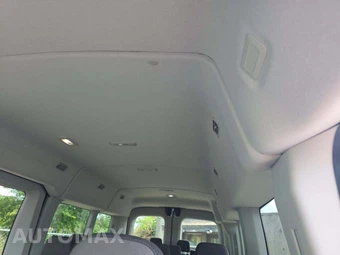2025 Ford Transit Passenger Van XLT Medium Roof 148.0" WB - miniatura 11