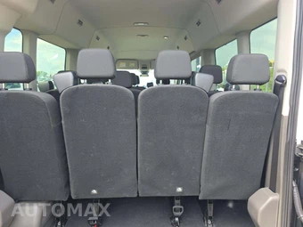 2025 Ford Transit Passenger Van XLT Medium Roof 148.0" WB - miniatura 15