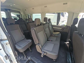 2025 Ford Transit Passenger Van XLT Medium Roof 148.0" WB - miniatura 17