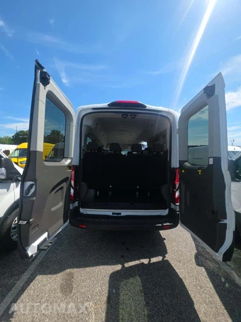 2025 Ford Transit Passenger Van XLT Medium Roof 148.0" WB - miniatura 14