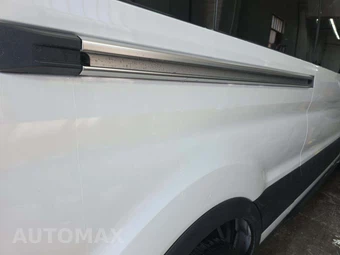 2025 Ford Transit Passenger Van XLT Medium Roof 148.0" WB - miniatura 22