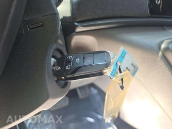2025 Ford Transit Passenger Van XLT Medium Roof 148.0" WB - miniatura 8
