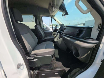 2025 Ford Transit Passenger Van XLT Medium Roof 148.0" WB - miniatura 18