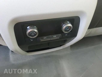 2025 GMC Acadia Denali 5SA - miniatura 10