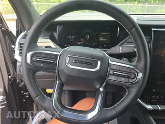 2025 GMC Acadia Denali 5SA - miniatura 10