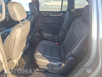 2025 GMC Acadia Denali 5SB - miniatura 19
