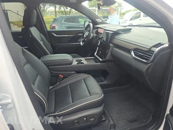 2025 GMC Acadia Denali 5SB - miniatura 14