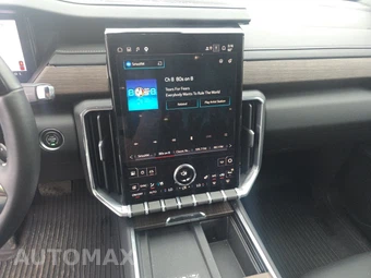 2025 GMC Acadia Denali 5SB - miniatura 17