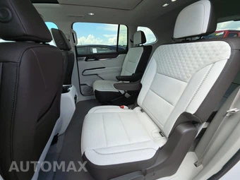2025 GMC Acadia Denali 5SB - miniatura 13