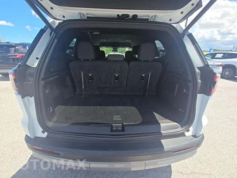 2025 GMC Acadia Elevation 4SC - miniatura 15