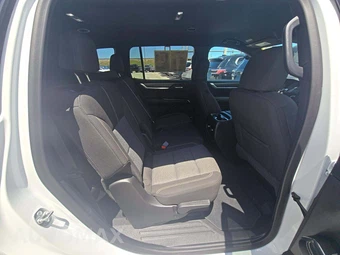 2025 GMC Acadia Elevation 4SC - miniatura 17