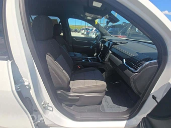 2025 GMC Acadia Elevation 4SC - miniatura 19