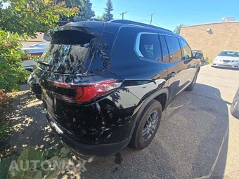 2025 GMC Acadia Elevation 4SD - miniatura 3