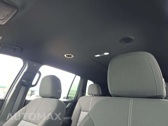 2025 GMC Acadia Elevation 4SD - miniatura 11