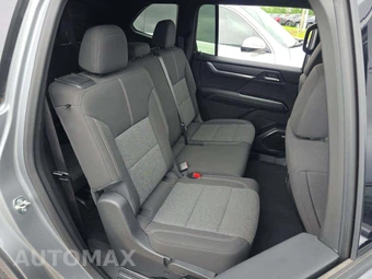 2025 GMC Acadia Elevation 4SD - miniatura 17