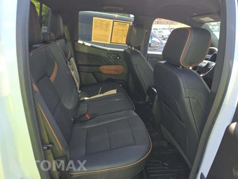 2025 GMC Canyon AT4 Crew Cab Medium Bed 4SG - miniatura 13