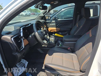 2025 GMC Canyon AT4 Crew Cab Medium Bed 4SG - miniatura 3