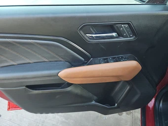 2025 GMC Canyon AT4 Crew Cab Medium Bed 4SG - miniatura 9