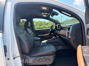 2025 GMC Canyon AT4 Crew Cab Medium Bed 4SG - miniatura 13