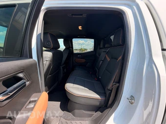 2025 GMC Canyon AT4 Crew Cab Medium Bed 4SG - miniatura 15