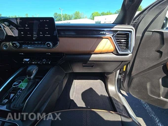 2025 GMC Canyon AT4 Crew Cab Medium Bed 4SG - miniatura 19
