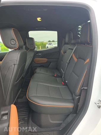 2025 GMC Canyon AT4 Crew Cab Medium Bed 4SG - miniatura 13