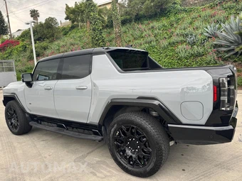 2025 GMC HUMMER EV Pickup 2X Crew Cab Short Bed - miniatura 5