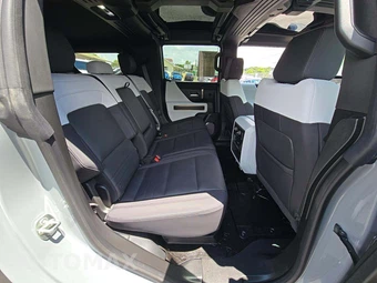 2025 GMC HUMMER EV SUV 2X - miniatura 17