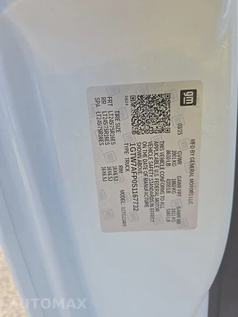 2025 GMC Savana 2500 Cargo Van 1WT 135.0" WB - miniatura 13