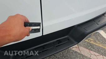 2025 GMC Savana 2500 Cargo Van 1WT 135.0" WB - miniatura 22