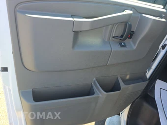 2025 GMC Savana 2500 Cargo Van 1WT 135.0" WB - miniatura 9