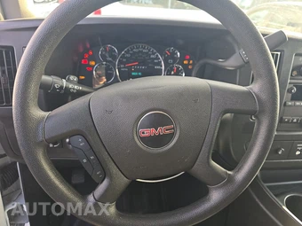2025 GMC Savana 2500 Cargo Van 1WT 135.0" WB - miniatura 10