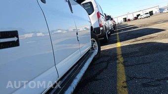 2025 GMC Savana 2500 Cargo Van 1WT 135.0" WB - miniatura 31