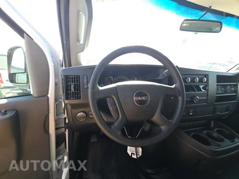 2025 GMC Savana 2500 Cargo Van 1WT 135.0" WB - miniatura 10