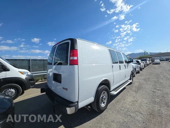 2025 GMC Savana 2500 Cargo Van 1WT 135.0" WB - miniatura 4